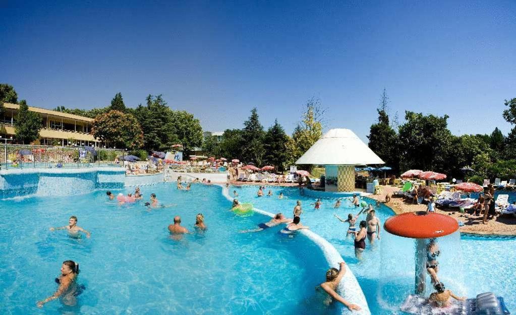 Hotel Orhidea Albena Exterior photo